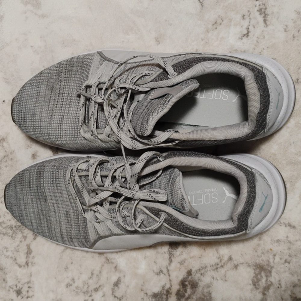 Ladies shoes